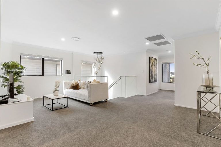 Photo of property in 7 Heavenly Way, Flat Bush, Auckland, 2019