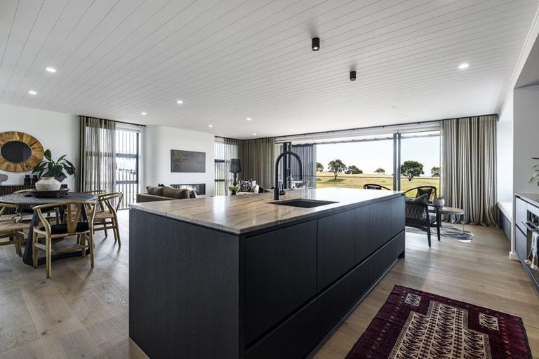 Photo of property in 6 Puni Street, Fitzroy, New Plymouth, 4312