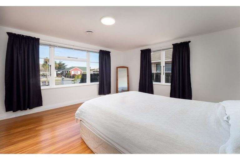 Photo of property in 28 Taurima Street, Hei Hei, Christchurch, 8042