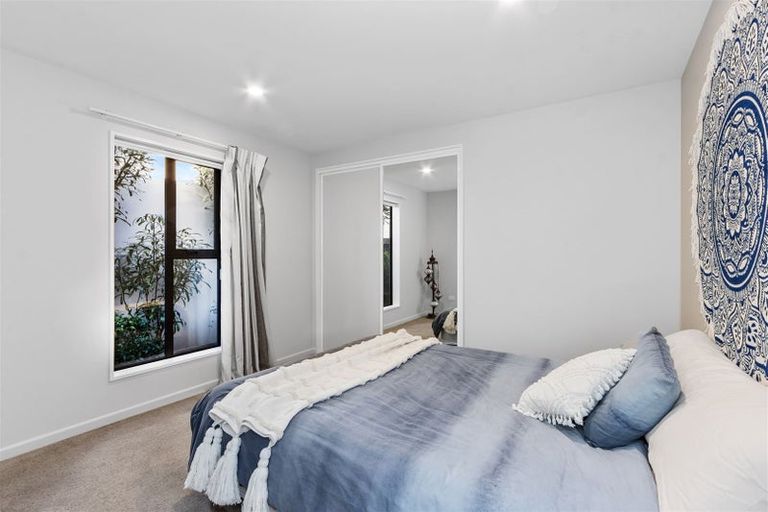 Photo of property in 11 Glenbarr Lane, Broomfield, Christchurch, 8042