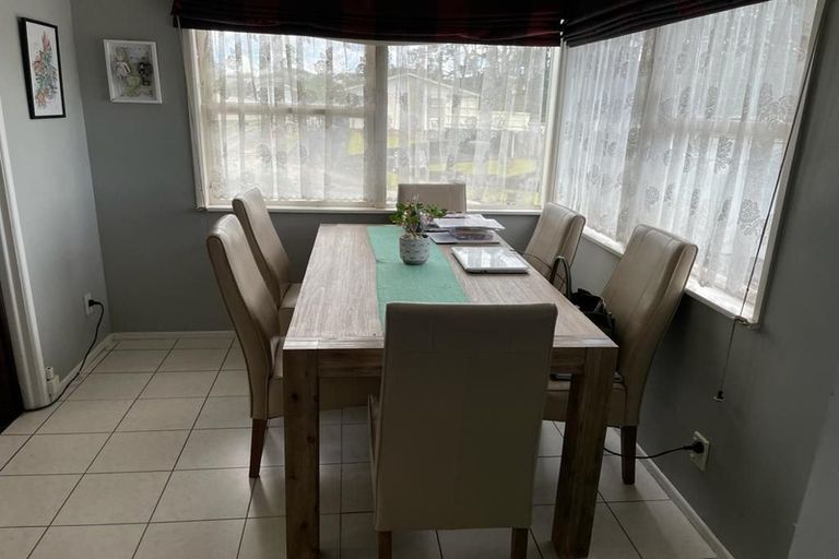 Photo of property in 105 Barrys Road, Glendene, Auckland, 0602