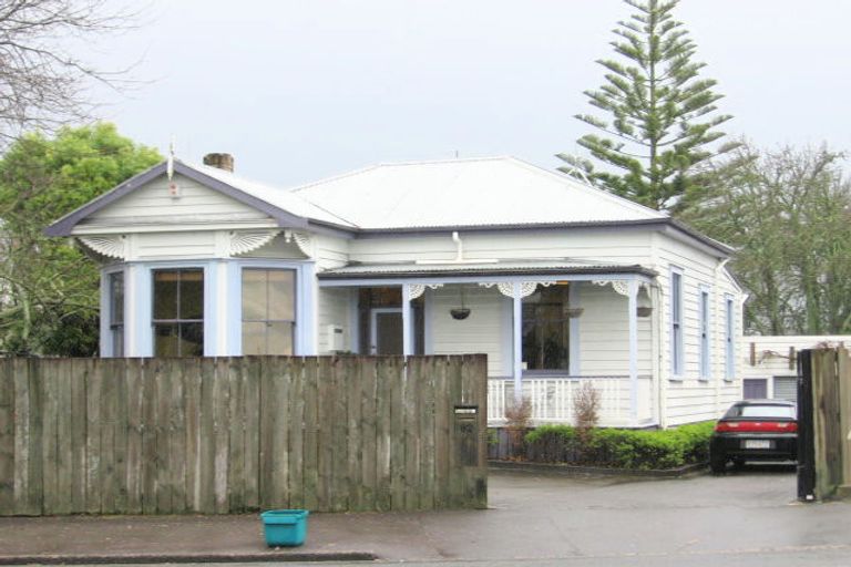 Photo of property in 82 Lake Road, Frankton, Hamilton, 3204