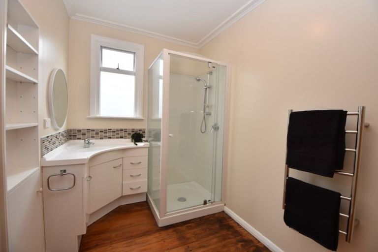 Photo of property in 229 High Street North, Carterton, 5713