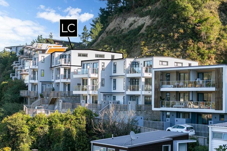 Photo of property in 6/69 Tiketike Way, Brooklyn, Wellington, 6021