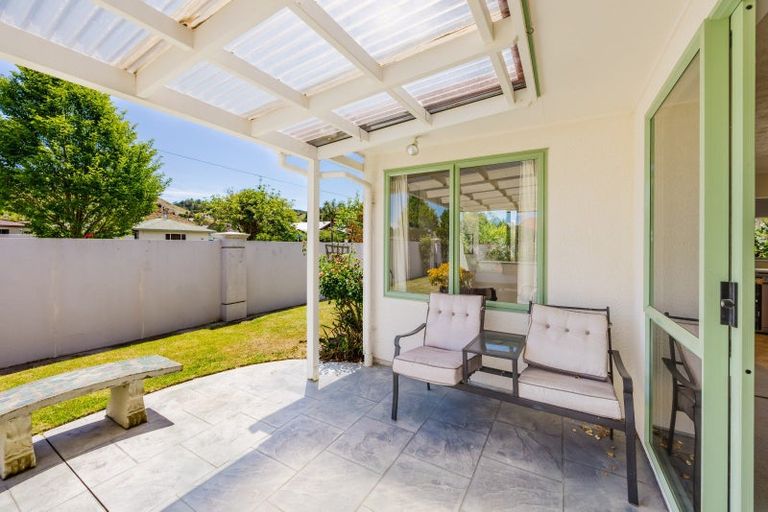 Photo of property in 46 Balmoral Street, Taradale, Napier, 4112