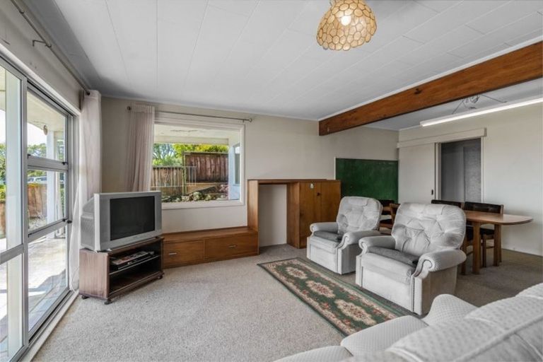 Photo of property in 43 Galaxy Drive, Mairangi Bay, Auckland, 0630