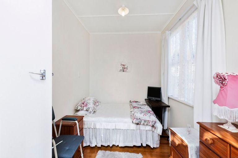 Photo of property in 2/41 Turret Road, Tauranga South, Tauranga, 3112