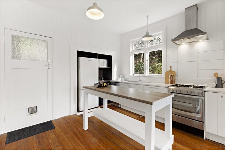 Photo of property in 120 Te Anau Road, Hataitai, Wellington, 6021