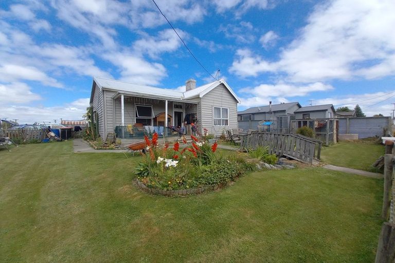 Photo of property in 1 Moffat Street, Nightcaps, 9630