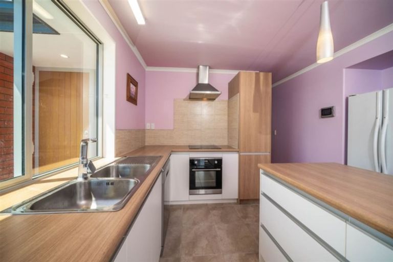 Photo of property in 2 Mimosa Lane, Yaldhurst, Christchurch, 8042