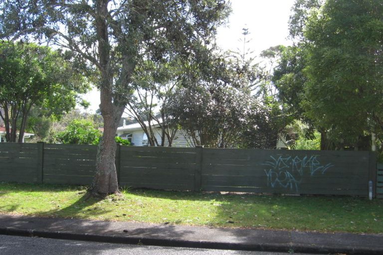 Photo of property in 97 Riverpark Crescent, Henderson, Auckland, 0610
