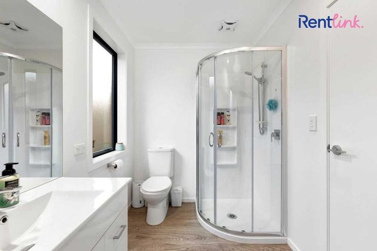 Photo of property in 28 Foley Grove, Pyes Pa, Tauranga, 3110