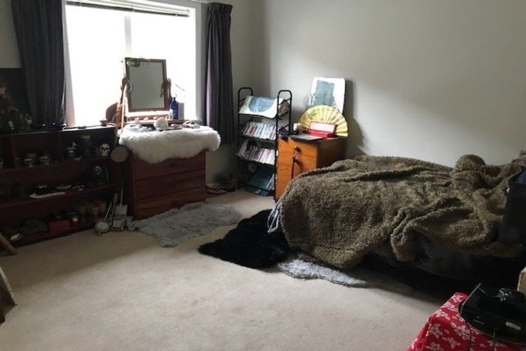 Photo of property in 65 Riverside Drive, Waiwhetu, Lower Hutt, 5010