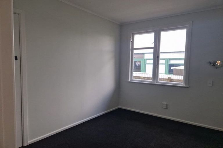 Photo of property in 256 Fergusson Drive, Heretaunga, Upper Hutt, 5018