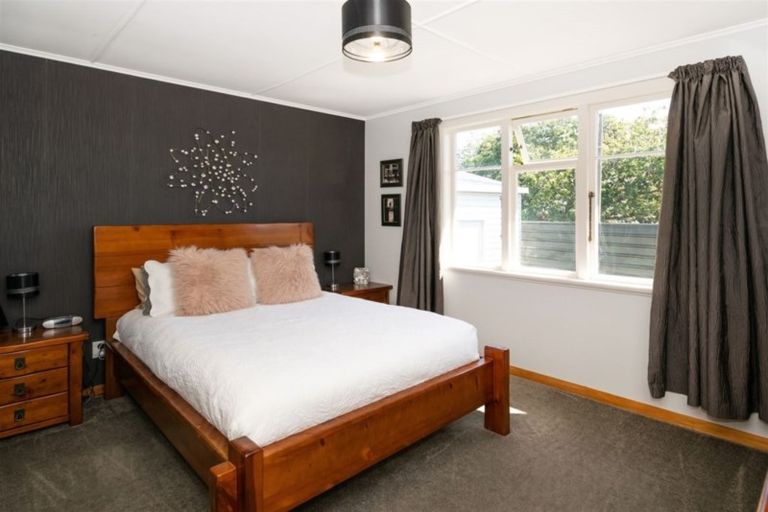 Photo of property in 33 Holdaway Street, Riversdale, Blenheim, 7201