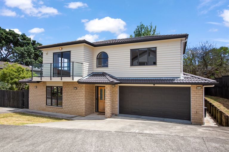 Photo of property in 87b Wallace Road, Mangere Bridge, Auckland, 2022