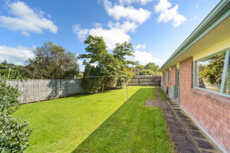 Photo of property in 6 Almond Grove, Feilding, 4702