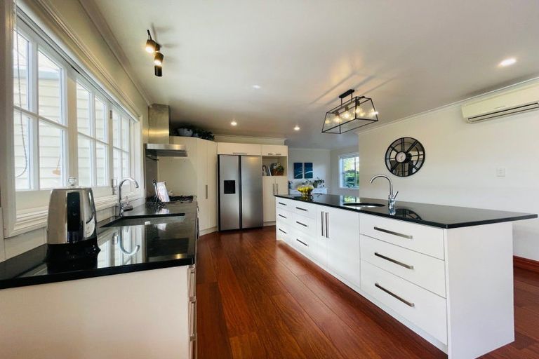 Photo of property in 65b Dunlop Road, Te Puke, 3119