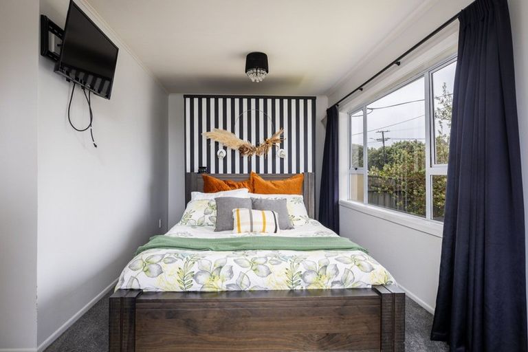 Photo of property in 327 Frankley Road, Ferndale, New Plymouth, 4310