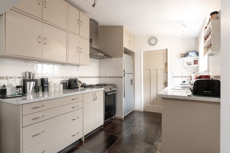 Photo of property in 12 Emmett Street, Newtown, Wellington, 6021