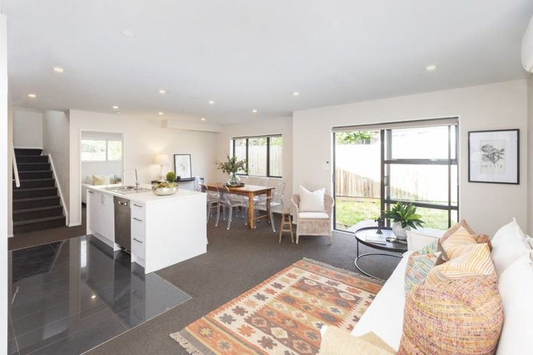 Photo of property in 12b Broadbent Street, Riccarton, Christchurch, 8041