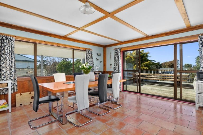 Photo of property in 3 Tamarisk Drive, Riversdale Beach, Masterton, 5872