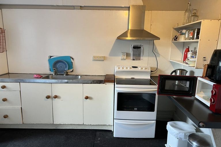 Photo of property in 1/220 Worcester Street, Christchurch Central, Christchurch, 8011
