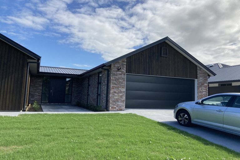 Photo of property in 6 Taylor Street, Cambridge, 3434