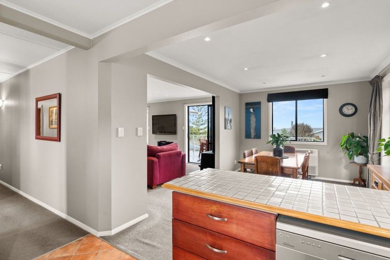 Photo of property in 17 Puriri Crescent, Lansdowne, Masterton, 5810