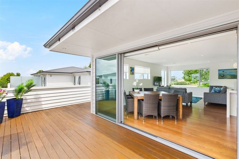 Photo of property in 477 Te Atatu Road, Te Atatu Peninsula, Auckland, 0610