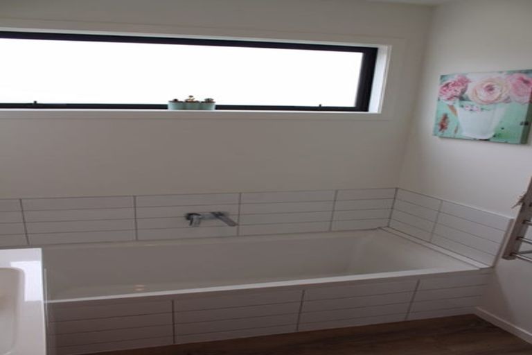 Photo of property in 111g Cliffs Road, Saint Clair, Dunedin, 9012