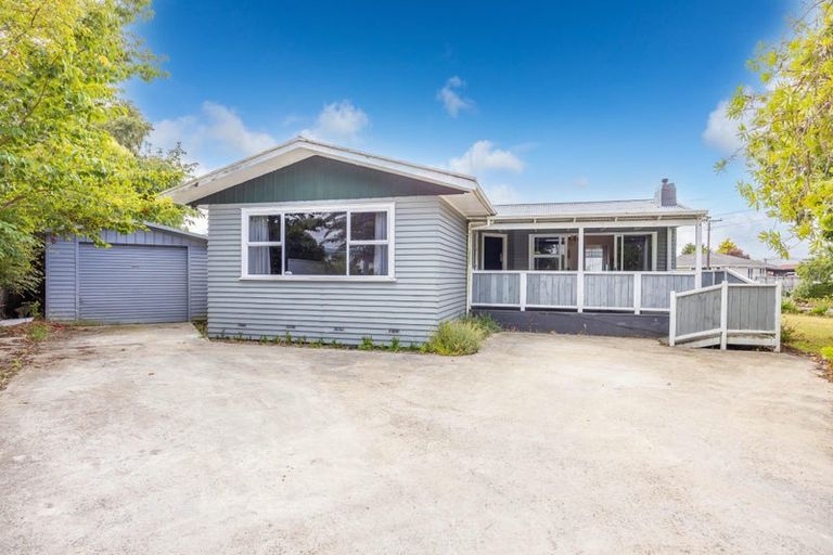 Photo of property in 15 Matthews Crescent, Melville, Hamilton, 3206