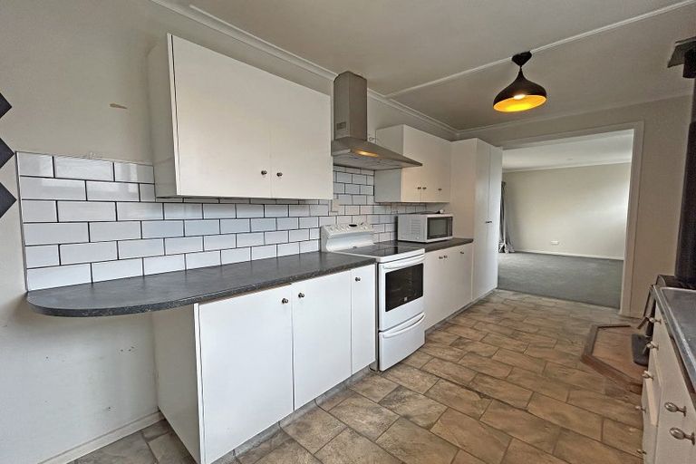 Photo of property in 124 Centennial Avenue, Helensburgh, Dunedin, 9010