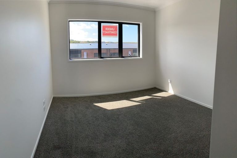 Photo of property in 50 Pennant Street, Long Bay, Auckland, 0630