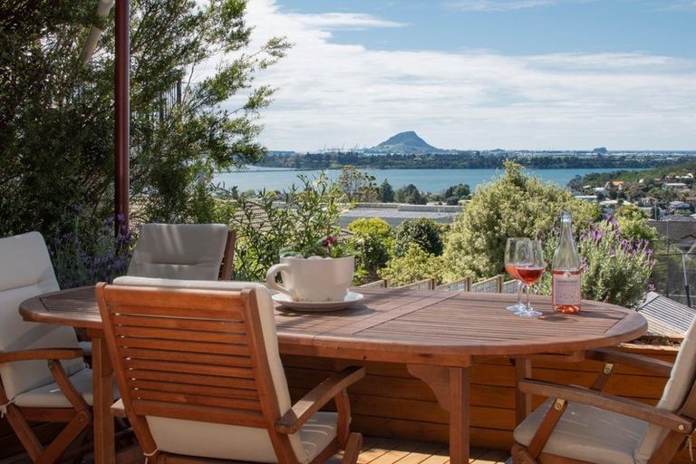 Photo of property in 68 Waikite Road, Welcome Bay, Tauranga, 3112