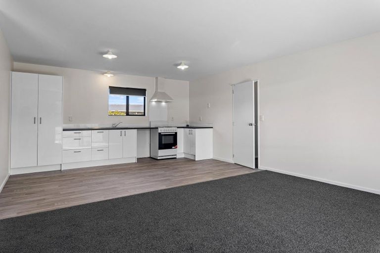 Photo of property in 63a Church Street, Oxford, 7430