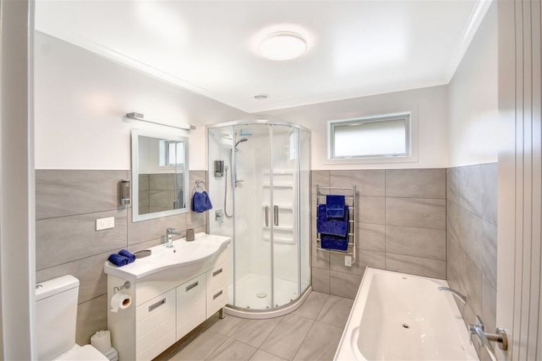 Photo of property in 7 Eastbank Street, Waverley, Dunedin, 9013