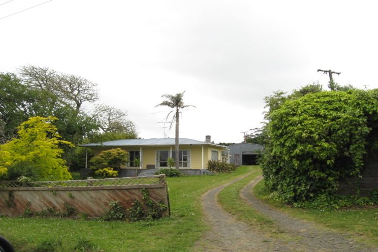 Photo of property in 71 Mahana Road, Waimauku, 0881