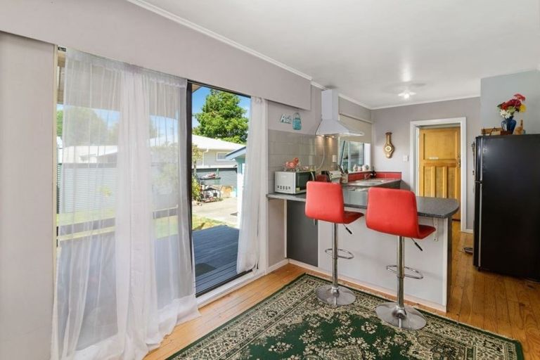 Photo of property in 6 Michael Place, Mangakakahi, Rotorua, 3015