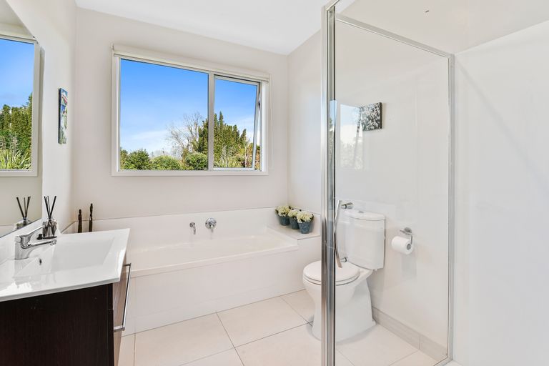 Photo of property in 318 Point Wells Road, Point Wells, Warkworth, 0986