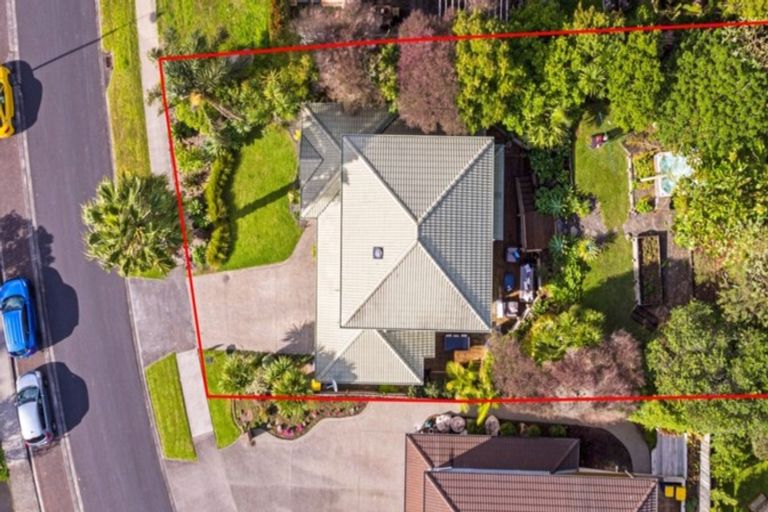 Photo of property in 32 Kate Sheppard Avenue, Torbay, Auckland, 0630