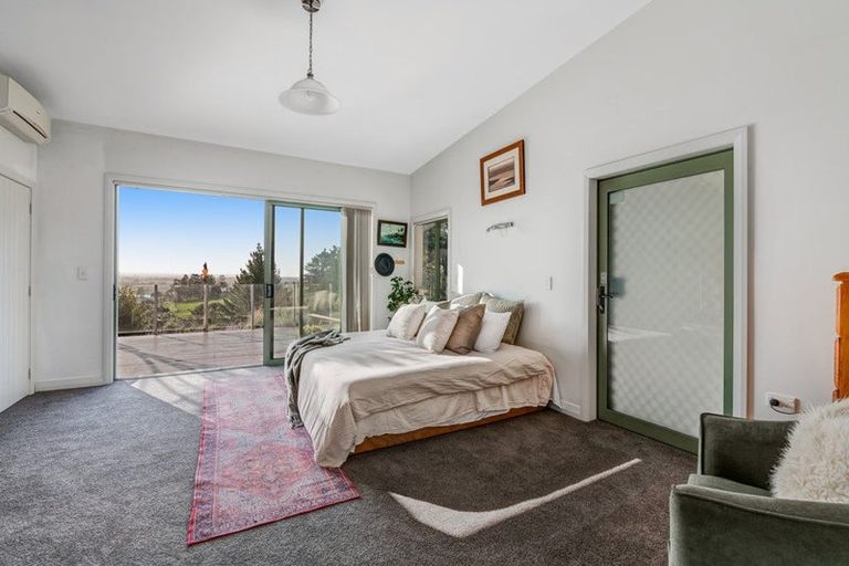 Photo of property in 91 Mangakura Road, Helensville, 0875