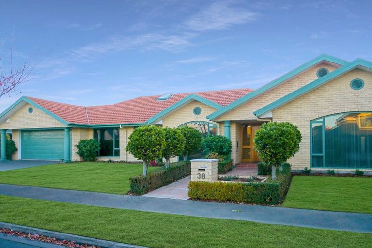 Photo of property in 38 Marble Wood Drive, Papanui, Christchurch, 8053