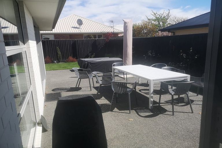 Photo of property in 33 Sapphire Street, Casebrook, Christchurch, 8051
