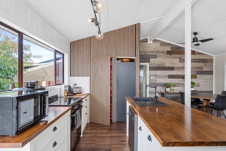 Photo of property in 19 Bryce Street, Mangapapa, Gisborne, 4010