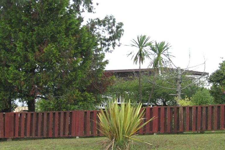 Photo of property in 63 Moire Road, Massey, Auckland, 0614