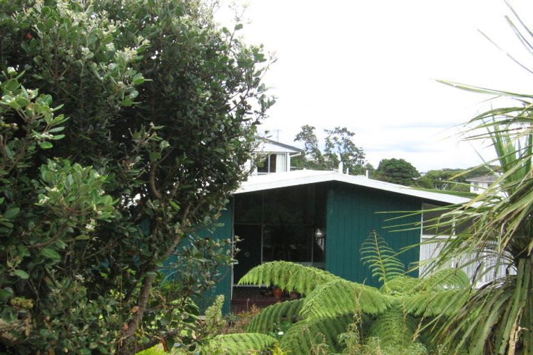 Photo of property in 30 Madras Street, Khandallah, Wellington, 6035