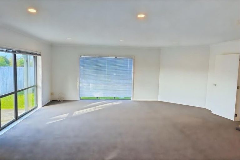 Photo of property in 33 Opawa Crescent, Favona, Auckland, 2024