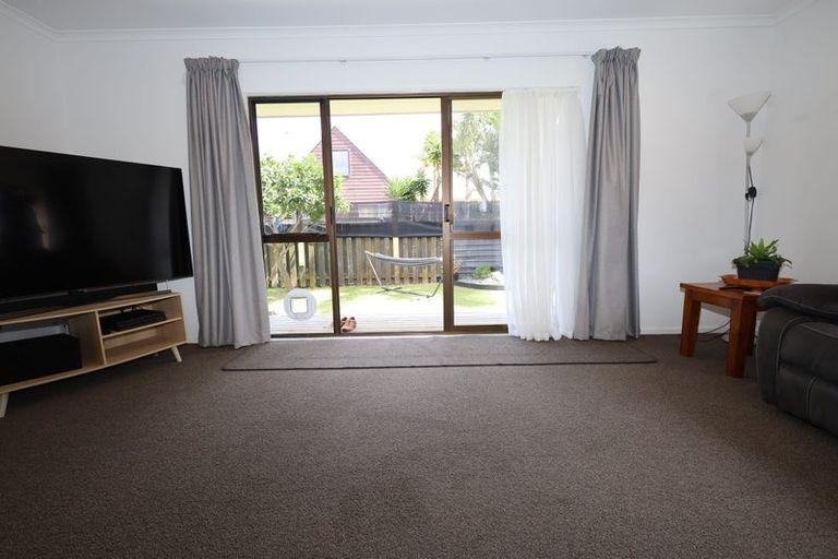 Photo of property in 15 Topaz Drive, Papamoa Beach, Papamoa, 3118