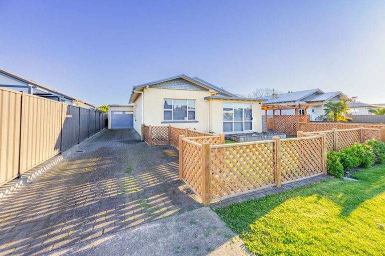 Photo of property in 915 Avenue Road East, Parkvale, Hastings, 4122